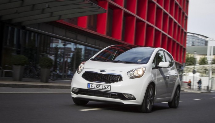 kia-venga-my2015-08